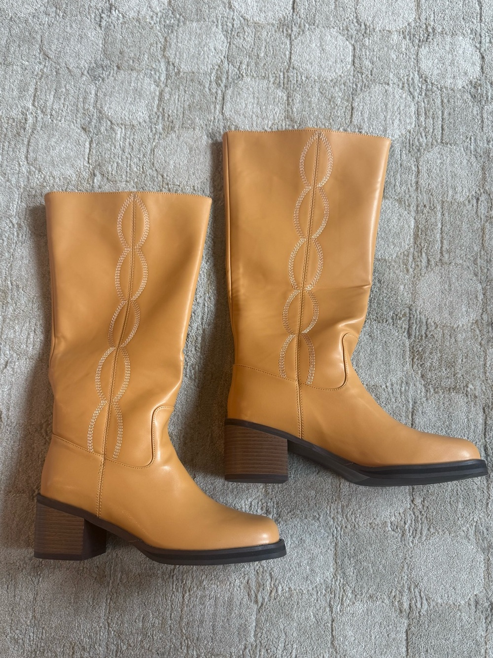 Women's Tan Mid-Calf Leather Block Heel Boots